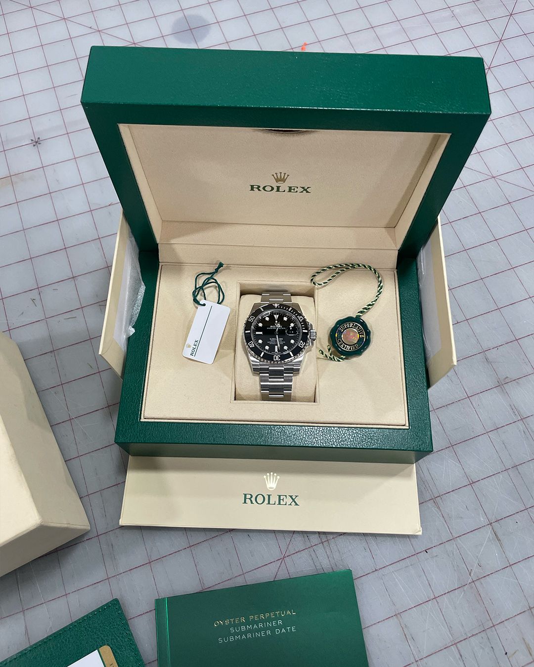NEW – Rolex Oyster Perpetual 40mm